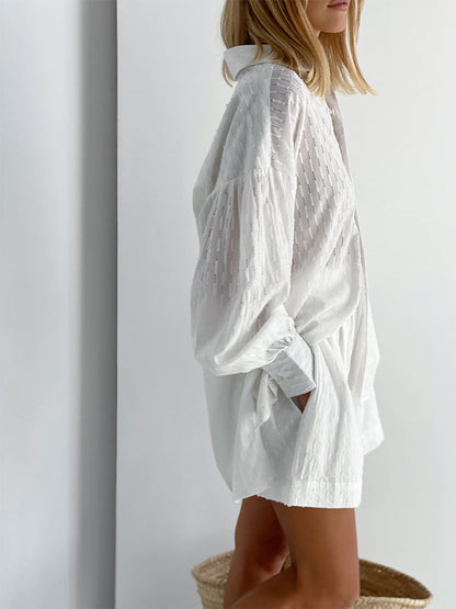 Well Tailored T-Shirt with a Graceful Silhouette