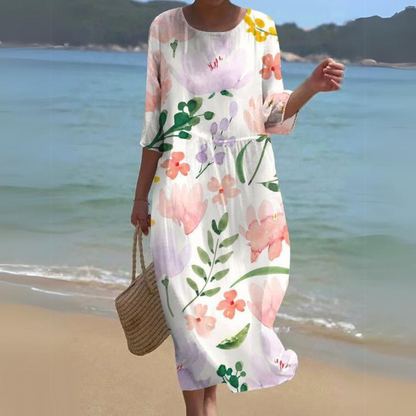Beautifully Finished Dress in a Timeless Design