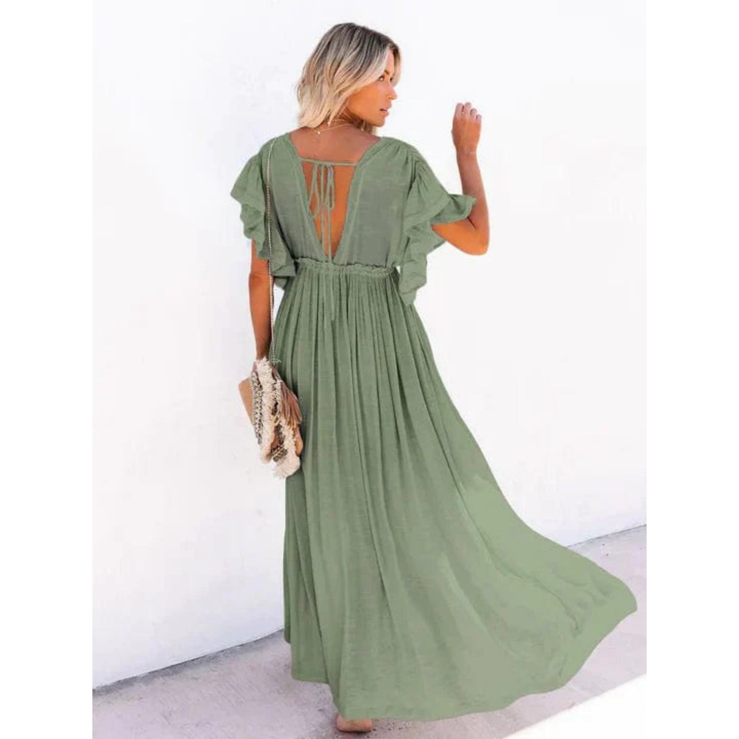Gracefully Styled Garment for Any Occasion
