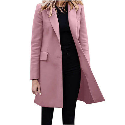 Beautifully Finished Coat in a Timeless Design