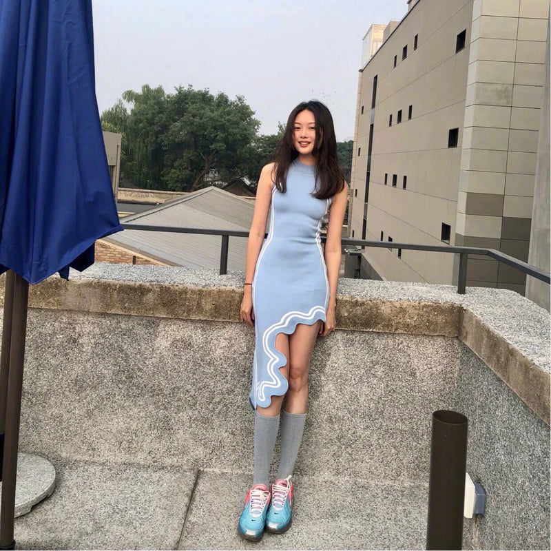 Gracefully Styled Dress for Any Occasion