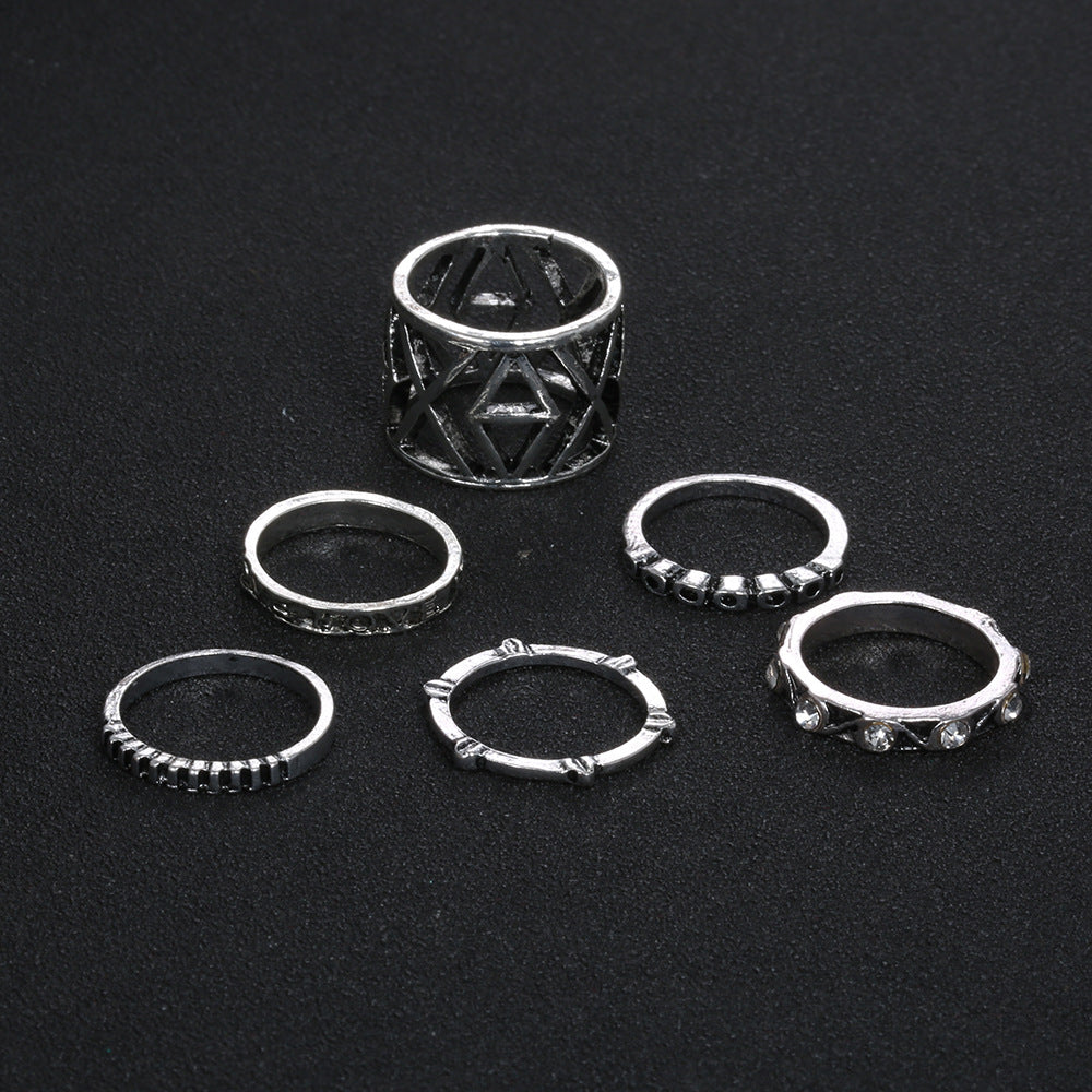 Kaunis Hopea Sormus ainutlaatuisella tyylillä