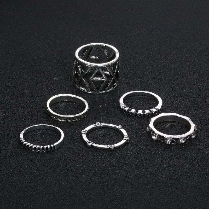 Kaunis Hopea Sormus ainutlaatuisella tyylillä