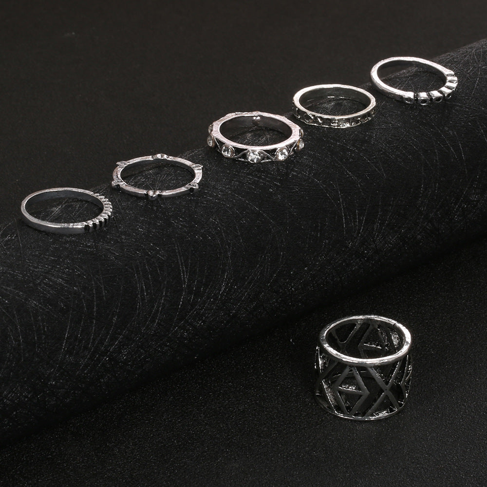 Kaunis Hopea Sormus ainutlaatuisella tyylillä