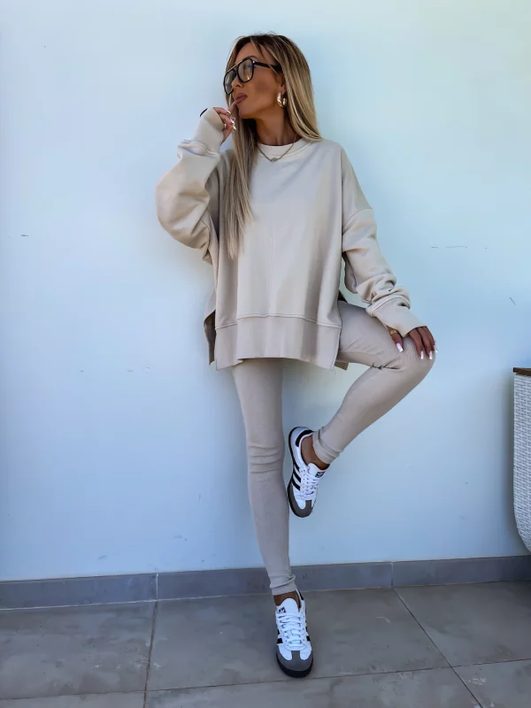 Gracefully Styled Garment for Any Occasion