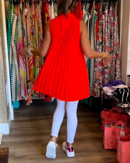 Classic Vintage Blouse with a Flattering Fit