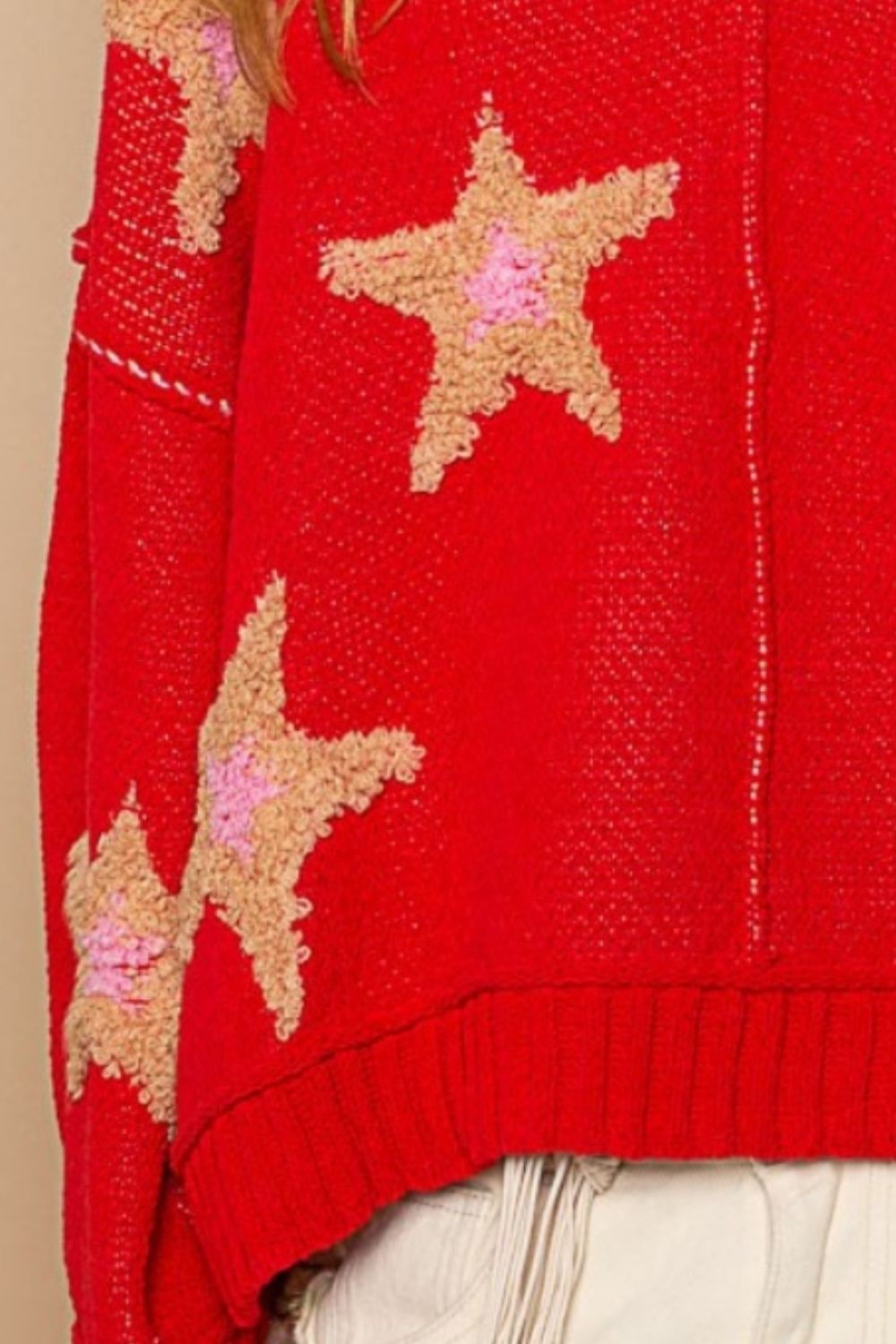 Effortlessly Elegant Sweater with a Timeless Design