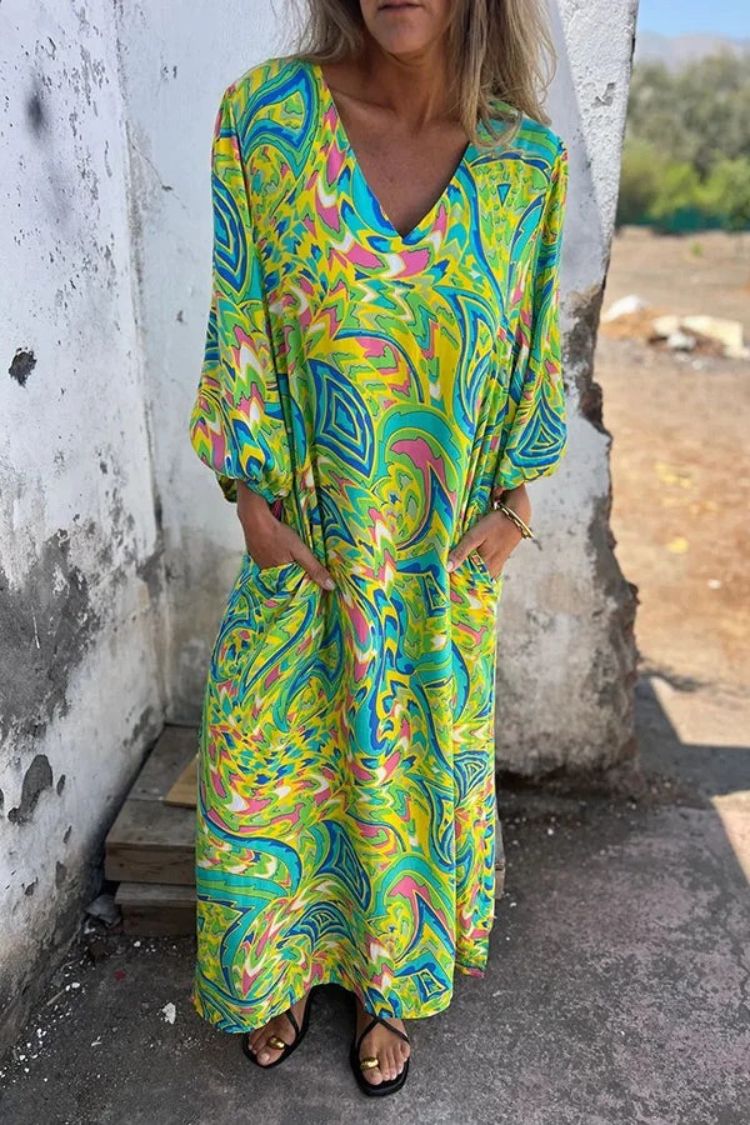 Beautifully Finished Sweater in a Timeless Design