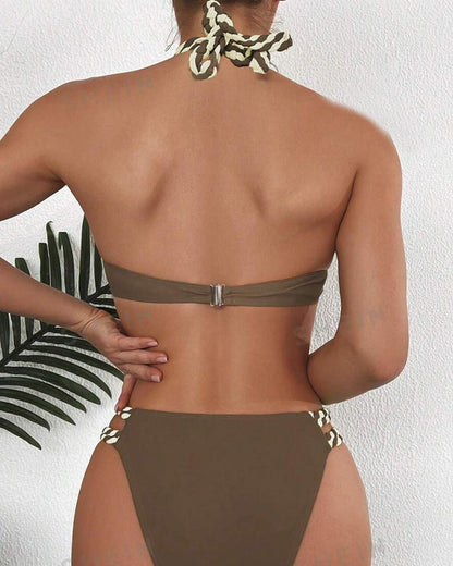 Effortlessly Elegant Garment with a Timeless Design