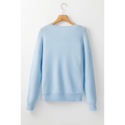Well Tailored Sweater with a Graceful Silhouette