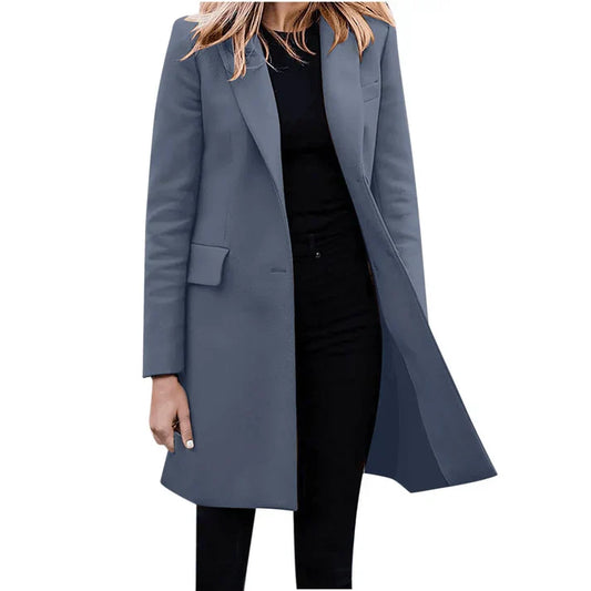 Beautifully Finished Coat in a Timeless Design