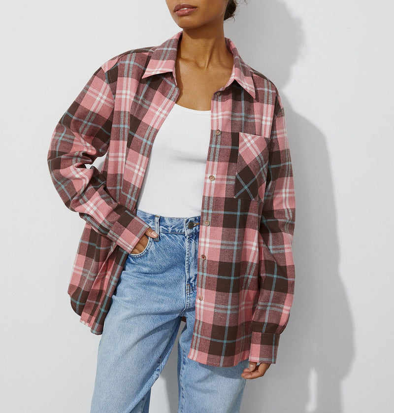 Well Tailored Shirt with a Graceful Silhouette