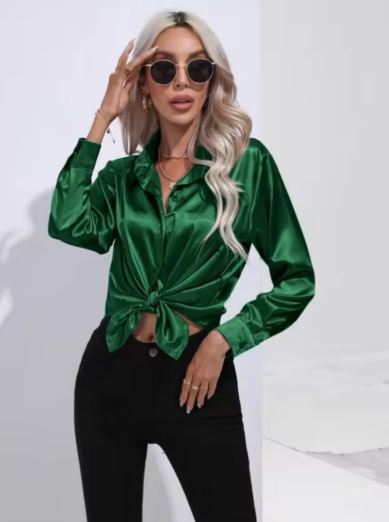 Effortlessly Elegant Blouse with a Timeless Design