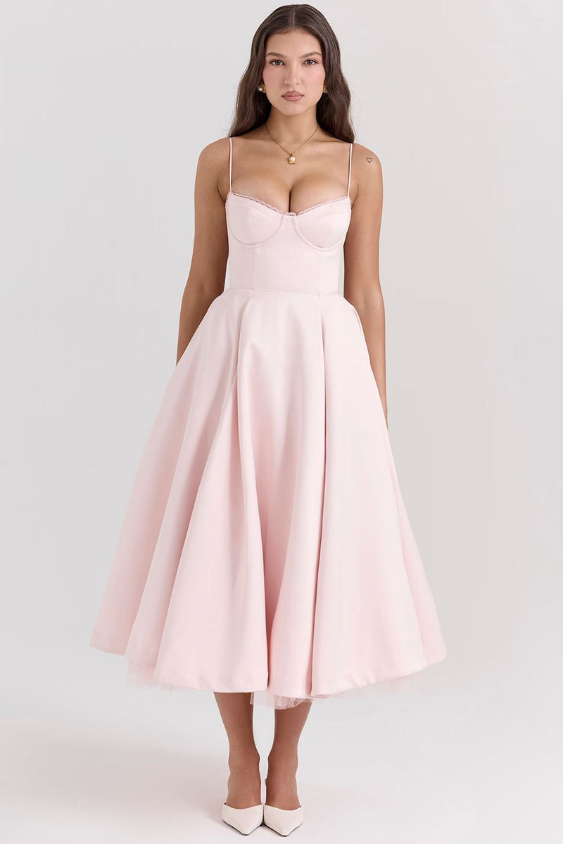 Classic Vintage & Enduringly Stylish Dress