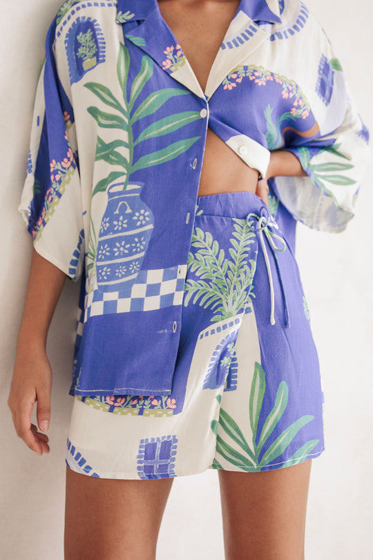 Vintage Inspired Shirt with a Contemporary Edge