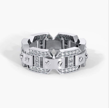 Klassinen Sormus ajattomalla viehätyksellä