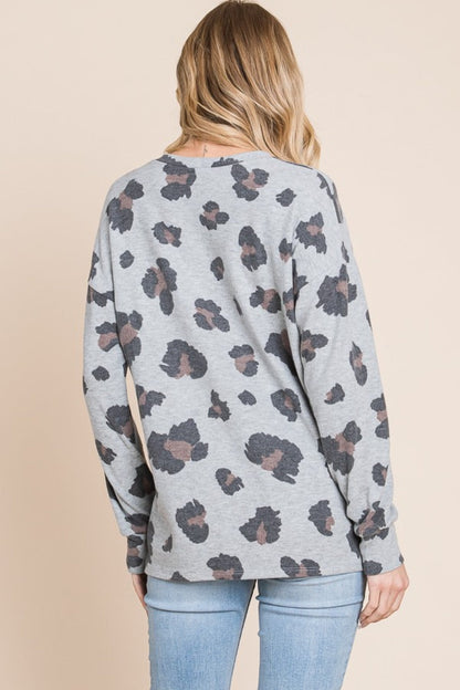 Gracefully Styled T-Shirt for Any Occasion