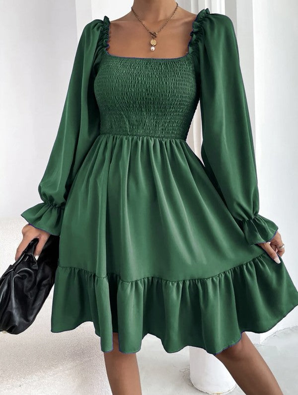 Classic Vintage Dress with a Flattering Fit