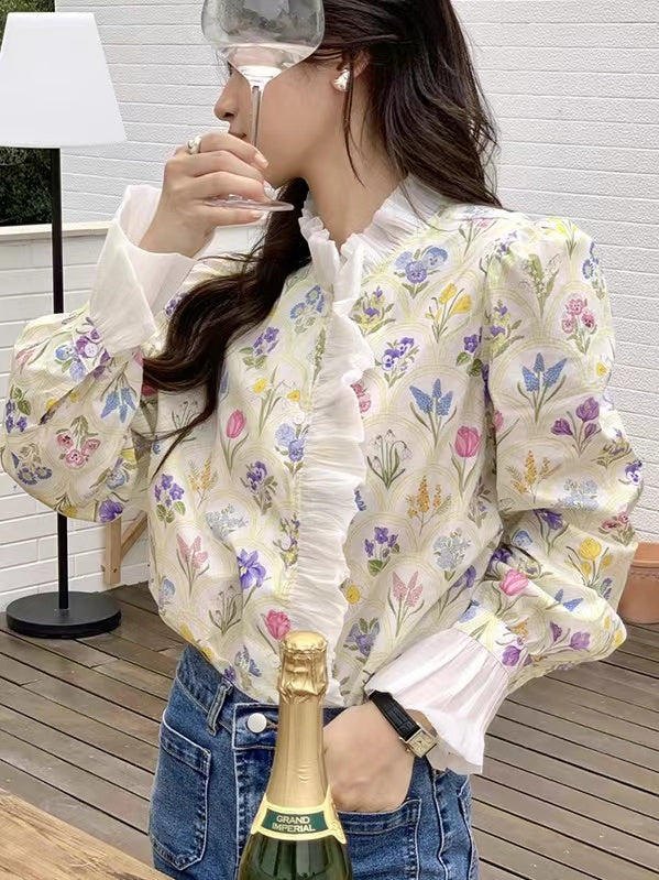 Gracefully Styled Blouse for Any Occasion