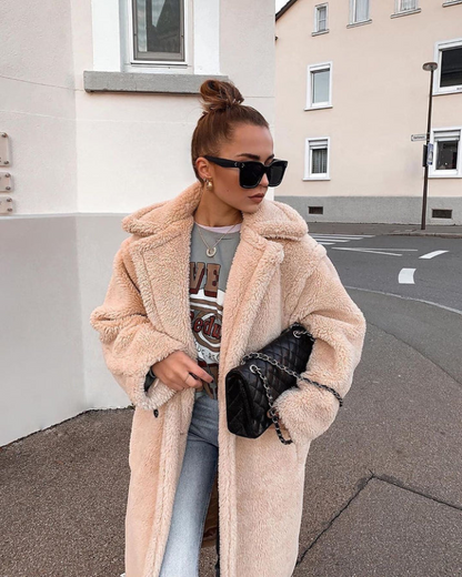 Classic Vintage Coat with a Flattering Fit