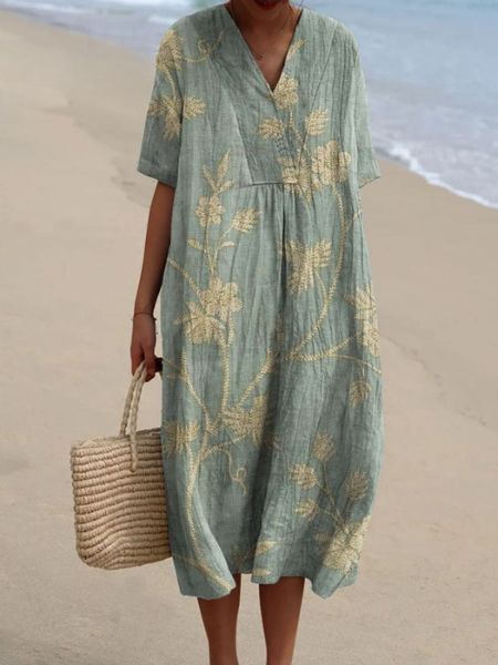 A Vintage Style Dress with Delicate Timeless Details