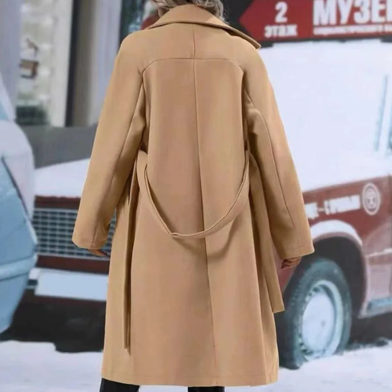 Beautifully Crafted Jacket in a Classic Style
