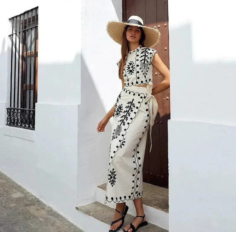 Polished Top with an Effortless Classic Look