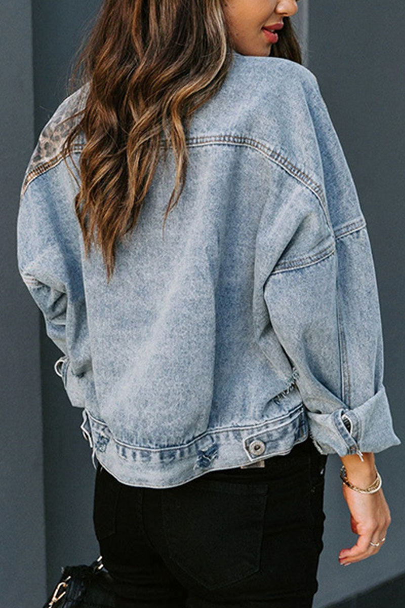 Gracefully Styled Garment for Any Occasion