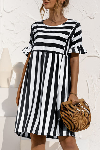 Well Tailored Dress with a Graceful Silhouette