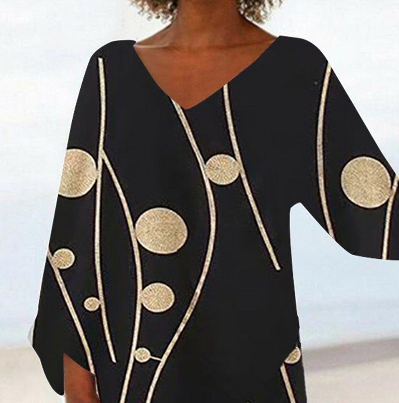 Beautifully Finished Blouse in a Timeless Design