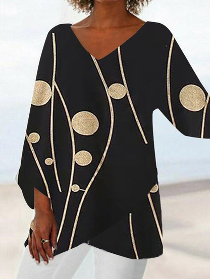 Beautifully Finished Blouse in a Timeless Design