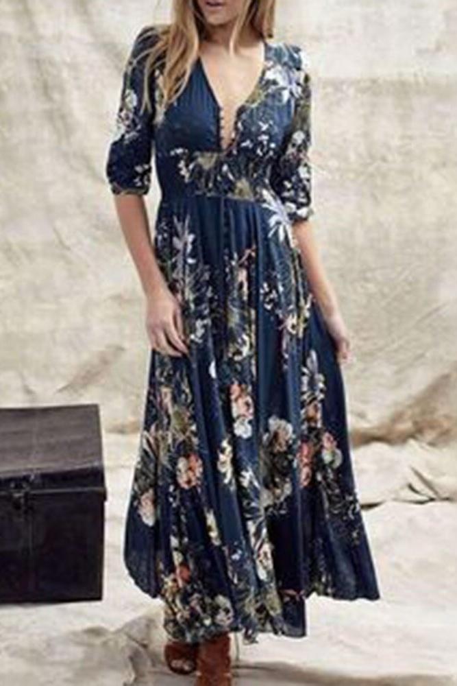 Beautifully Crafted Dress in a Classic Style