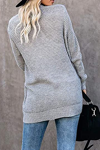 Effortlessly Elegant Sweater with a Timeless Design