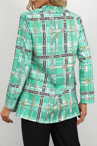 Classic Vintage Garment with a Flattering Fit