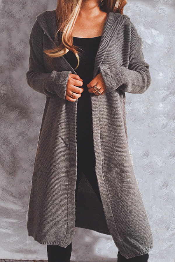 Effortlessly Elegant Sweater with a Timeless Design