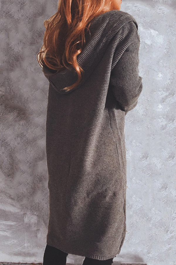 Effortlessly Elegant Sweater with a Timeless Design