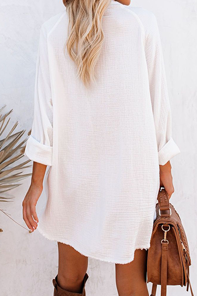 Classic Vintage Blouse with a Flattering Fit