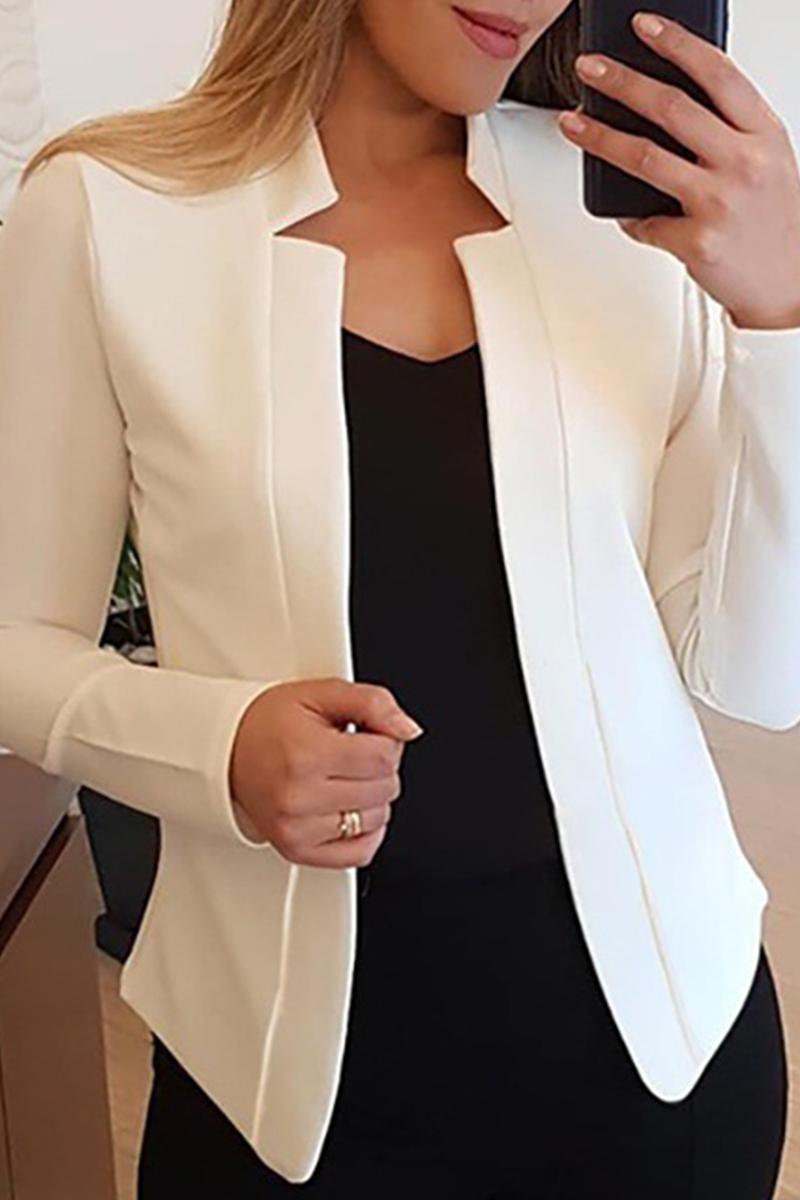 Gracefully Styled Cardigan for Any Occasion