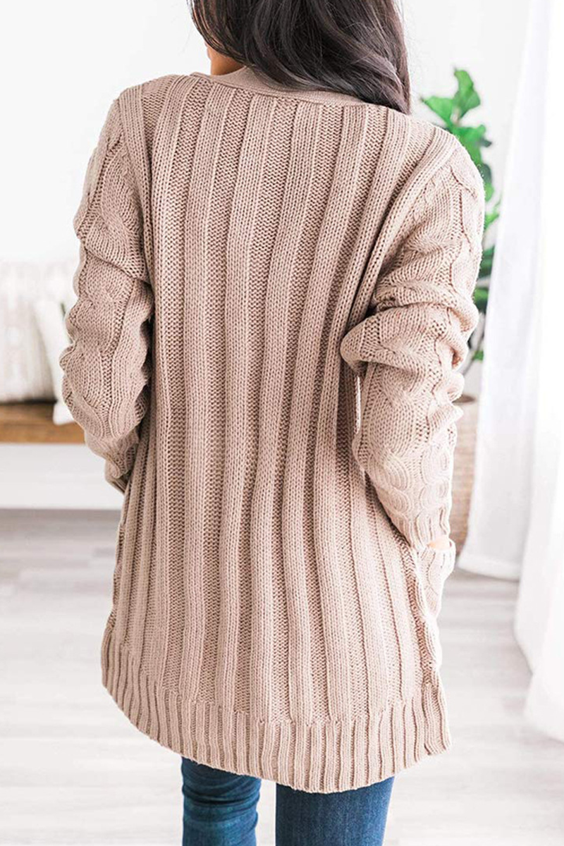 Gracefully Styled Jacket for Any Occasion