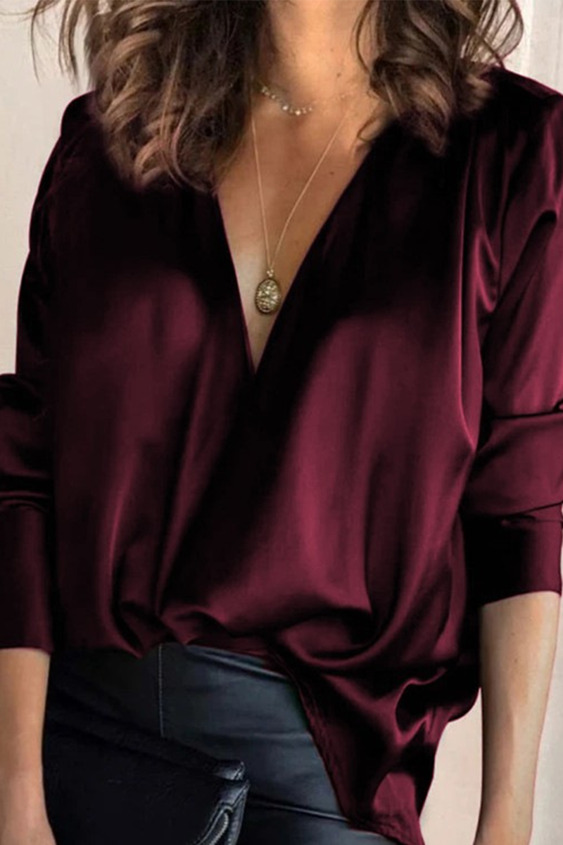 Beautifully Crafted Blouse in a Classic Style