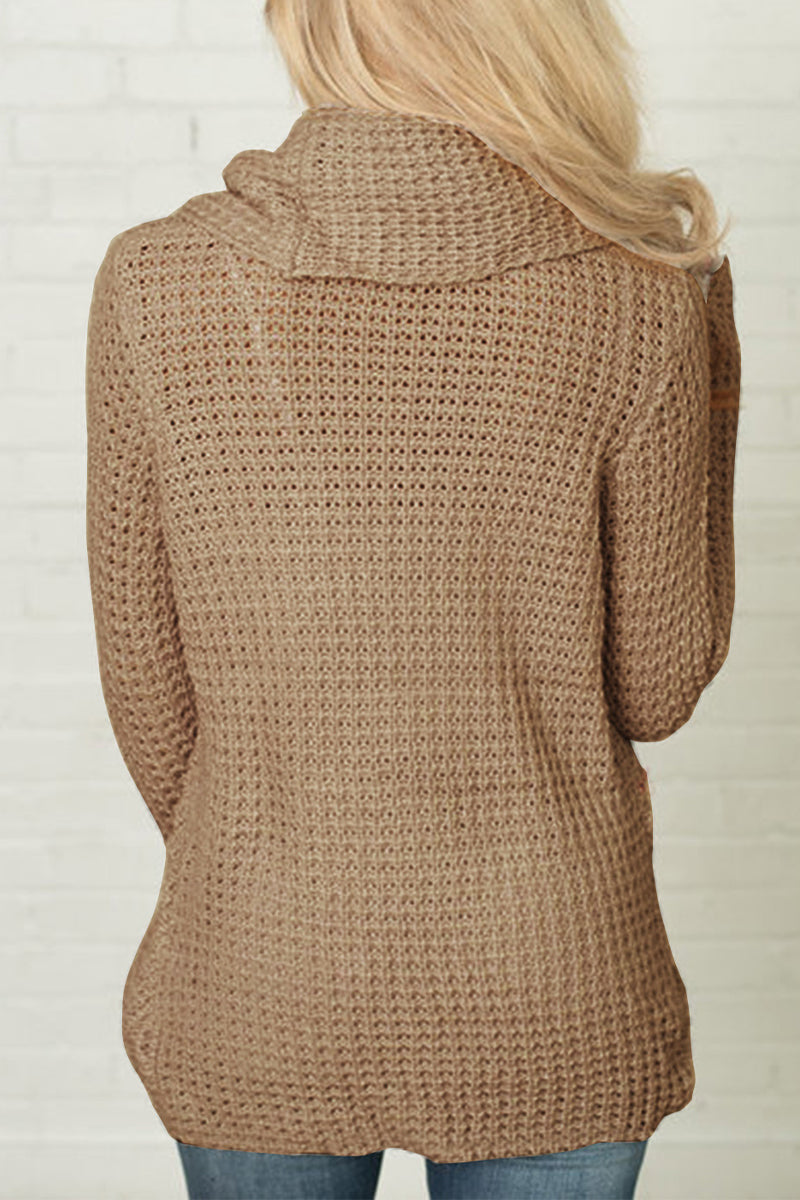 Well Tailored Sweater with a Graceful Silhouette