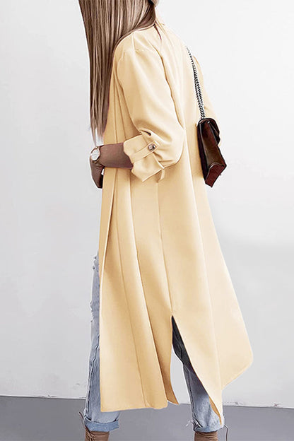 Sophisticated Garment with a Clean Classic Look