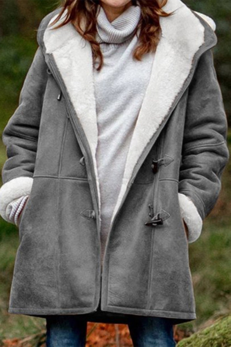 Gracefully Styled Garment for Any Occasion