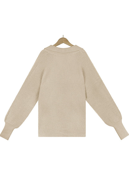 Well Tailored Sweater with a Graceful Silhouette