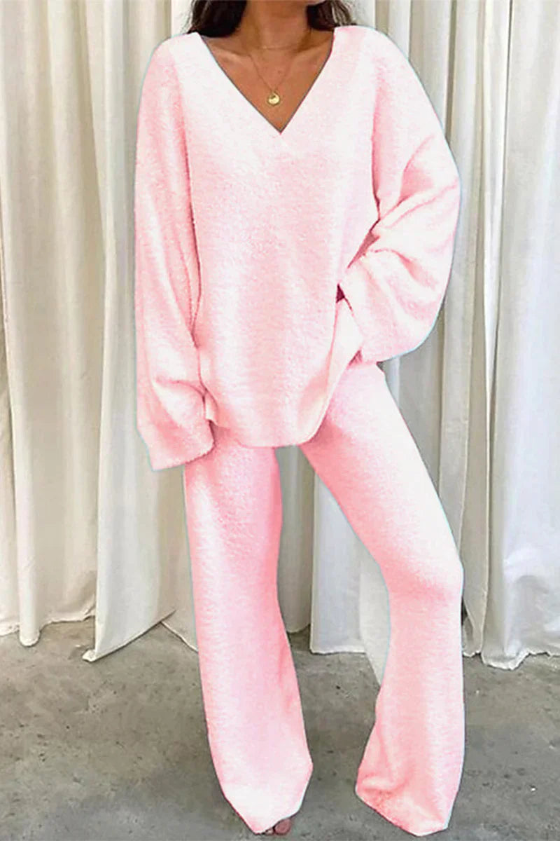 Effortlessly Elegant Garment with a Timeless Design