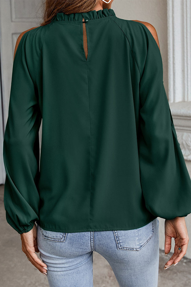 Well Tailored Top with a Graceful Silhouette