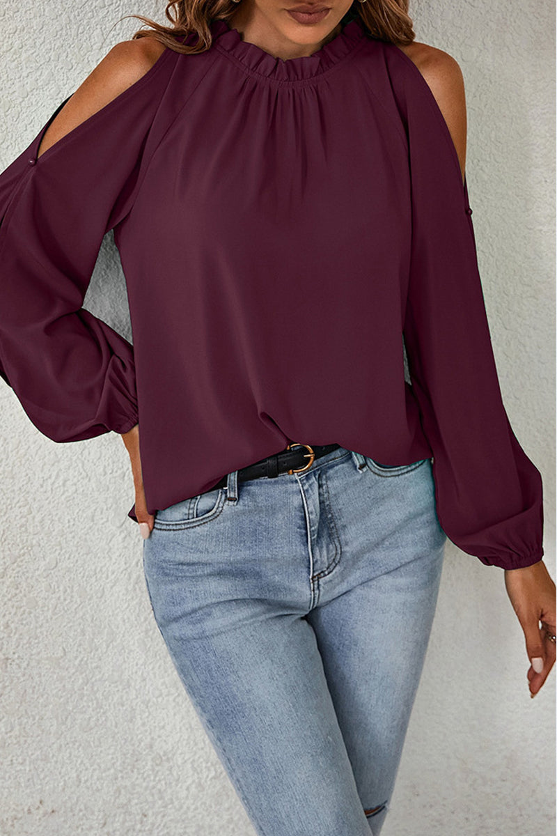 Well Tailored Top with a Graceful Silhouette