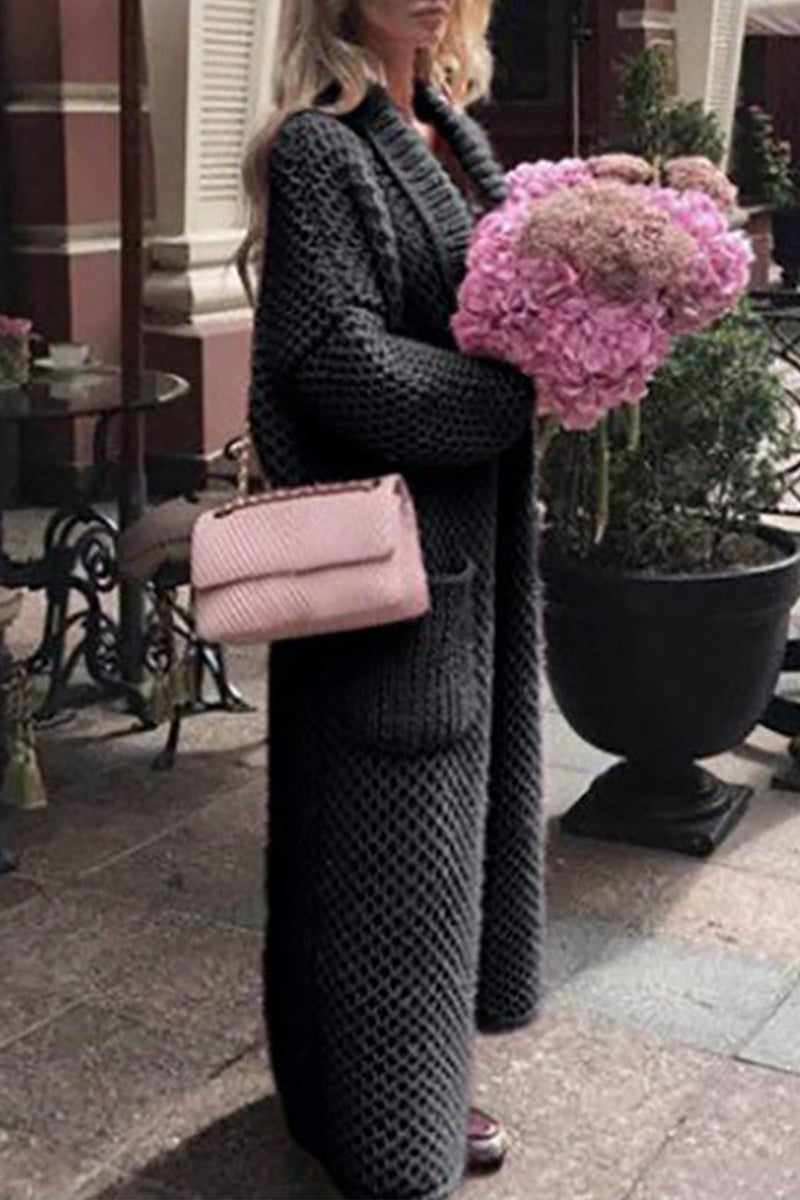 Effortlessly Elegant Cardigan with a Timeless Design