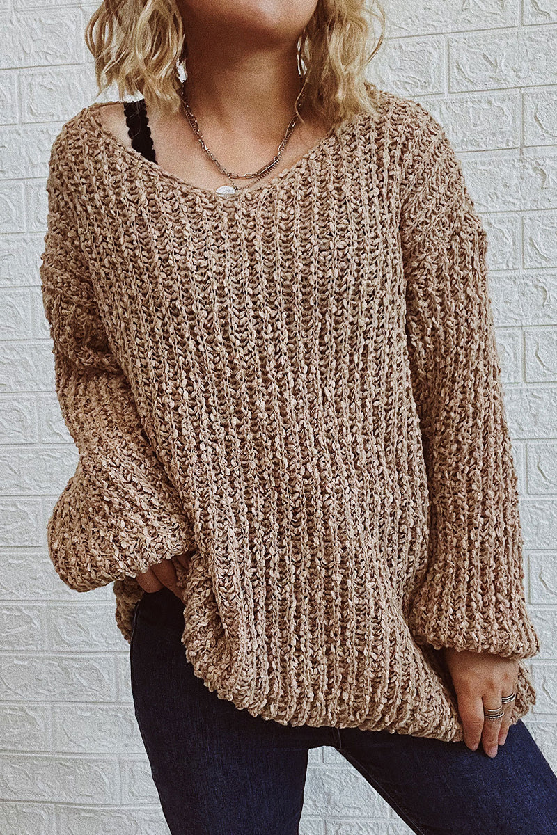 Well Tailored Sweater with a Graceful Silhouette