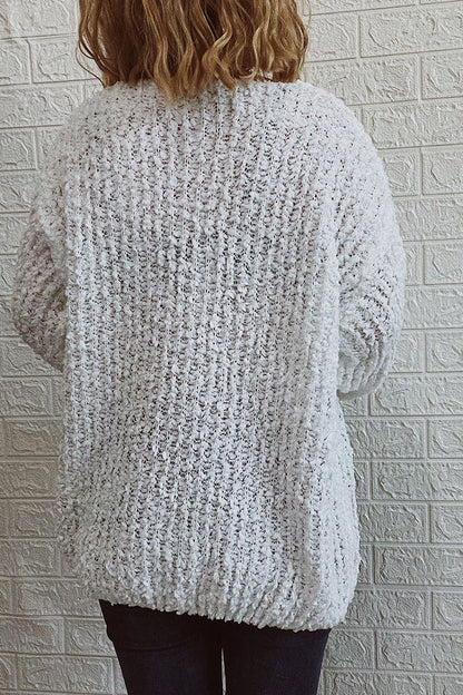 Well Tailored Sweater with a Graceful Silhouette